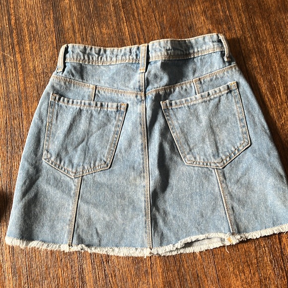 Jean skirt - Picture 3 of 3